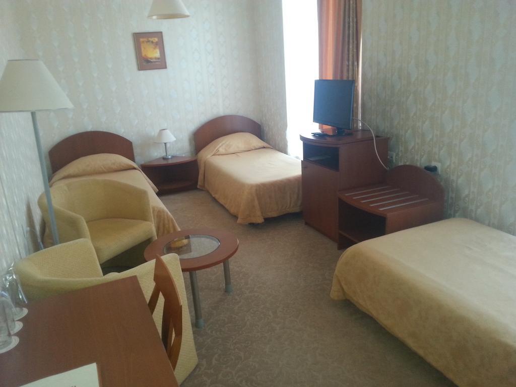 Hotel Perperikon Kŭrdzhali Cameră foto
