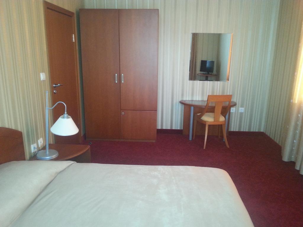 Hotel Perperikon Kŭrdzhali Cameră foto