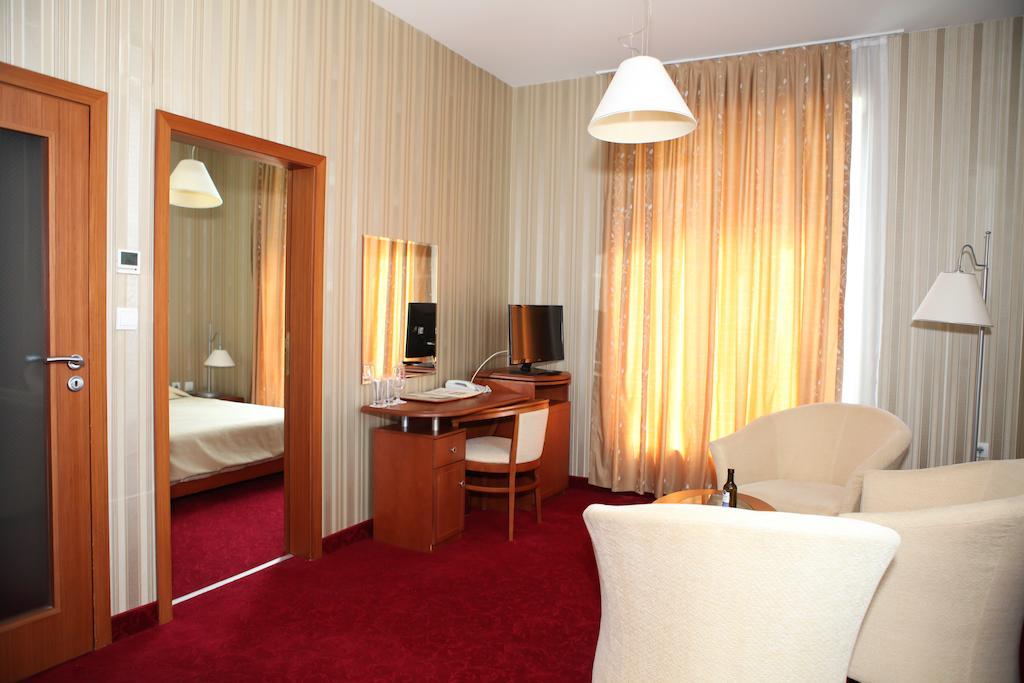 Hotel Perperikon Kŭrdzhali Cameră foto